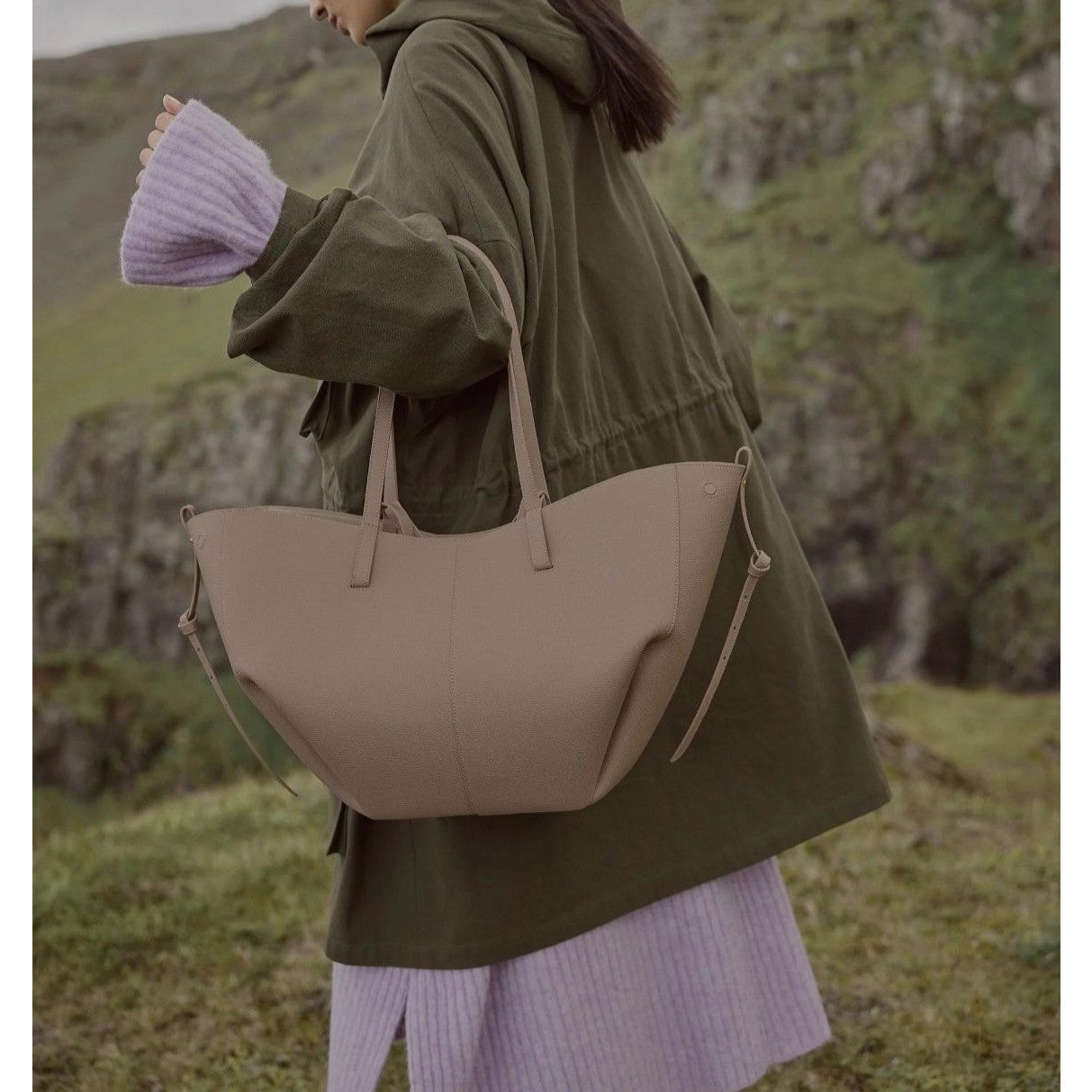Ambrelle Shopper